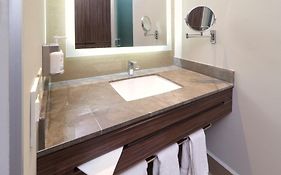 Holiday Inn Express & Suites Monterrey Valle